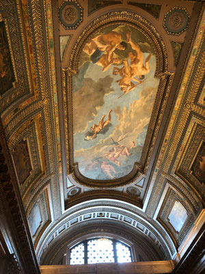 Eine alte Decke in der Public Library 