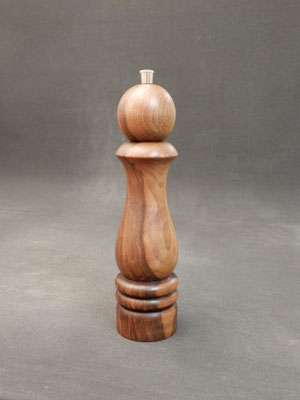 Pfeffer / Stahl, Schwarznuss, ca.5,5 x 23 cm, CHF 95.-, Lieferbar