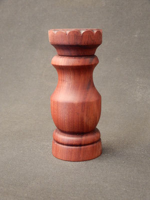 Pfeffer/Stahl,   Sipo gefräst,   ca. 6 x 14 cm,   CHF 120.-