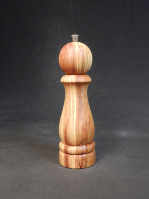Pfeffer / Stahl,   Ölbaum,   ca. 6,2 x 21 cm,   CHF 105.-