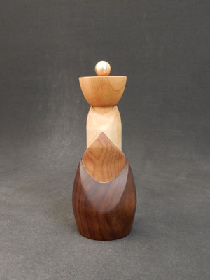 Pfeffer/Stahl, Schwarznuss/Ahorn/Kirschbaum, 76 x 195 mm, CHF 160.-, Lieferbar, VIDEO