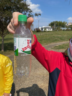 美味しく飲んだら、リサイクルへ…