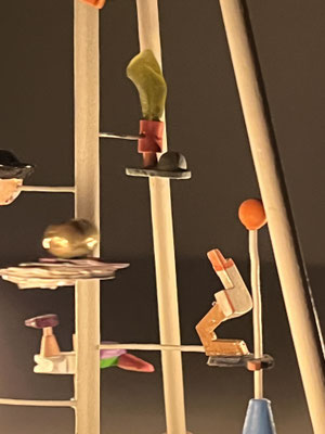 peanut - detail - 2024 - wood, brass, metal, glas, oil paint, acrylic paint, gouache -  30 x 24 x 24 cm