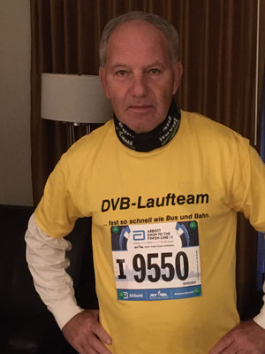 Teilnehmer Bernd Dietmar Leuschke mit der 5 KM Warmmachnummer