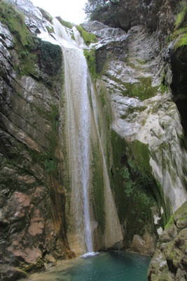 Wasserfall v. Nidrio Levkada