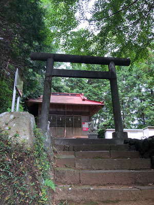須賀神社　この左から「忍者道」へ