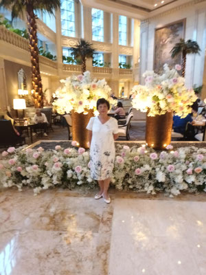Peninsula Lobby