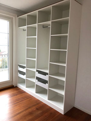 Wandschrank (Innenleben) - Aarau