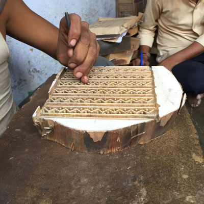 Blockprint Workshop Bagru India for groups, individual tourist and textile students, teacher.,We book your personal textile workshop. 1 day or Weekly workshop.