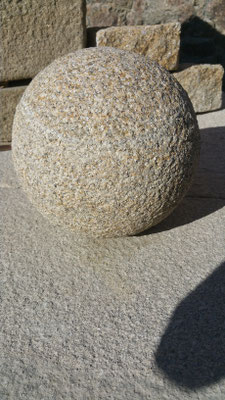 boule en granit