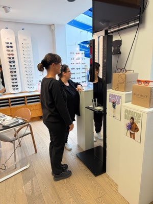 Optik Huber - Präzise Brillenanpassung