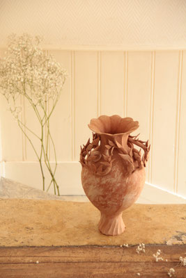 Vase aux fleurs éphémères et éternelles pour Gypsophile - terre cuite -