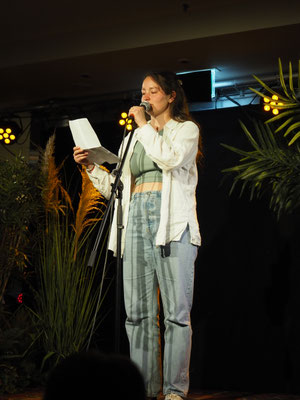 Olivia Vera (copyright by Kay Neuenschwander)