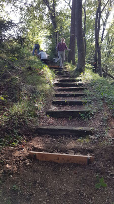 Baustelle 2; Treppe hoch zum Chänzeli. Zustand vorher.