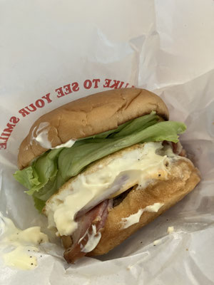 初めての佐世保バーガー