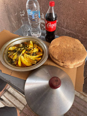 eine selbst gemachte Tajine - wie nett!