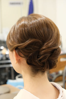 Gallery ヘアセット 出張ブライダルヘア メイク 化粧 サクラギンザ 銀座 新橋 有楽町