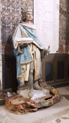 Statue de Saint-Louis dans la chapelle Saint-Louis des marins