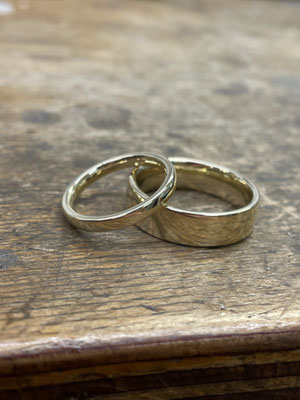 Trauringe in Gelbgold