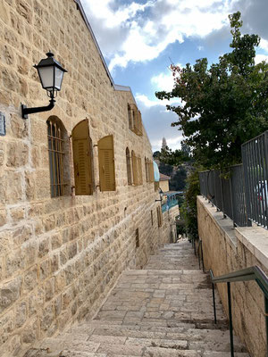 Visiter Mishkenot Shaananim