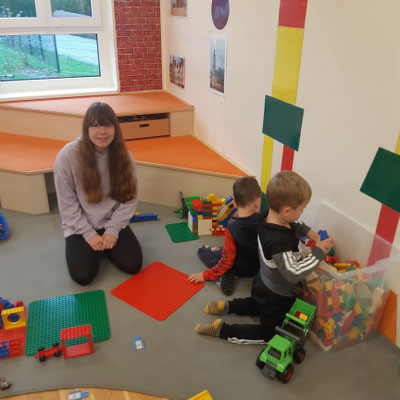 Lena Körbisch im Kindergarten Wies