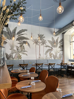 onkel gino | seating