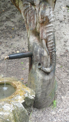 Elefantenbrunnen