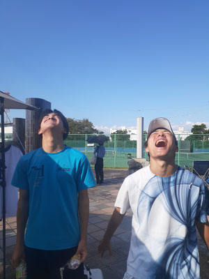 スタッフ