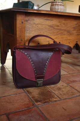 sac cuir artisanal riveté