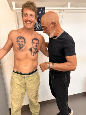 Tatuajes con Grison y Fer Santos para La Revuelta . Tatuajes Temporales Pedro Sanchez y Pablo Motos