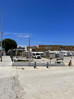 Servicestation auf Stellplatz in Tarifa Zentrum