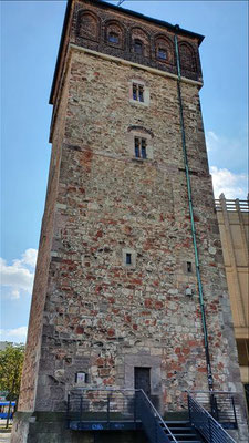 roter Turm