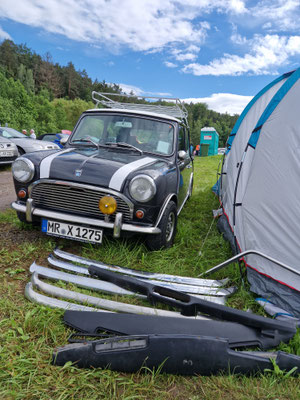 Camp "Schrottplatz" ist aufgebaut.