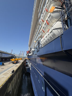 Bild: Kreuzfahrtschiff Mein Schiff 4
