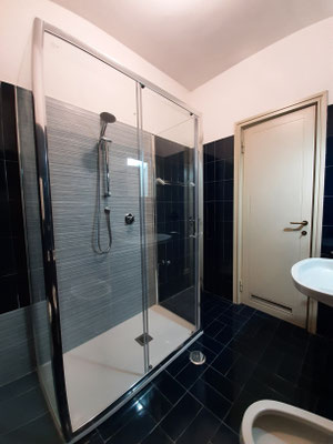Dusche erneuert in 2024: 120x70 cm