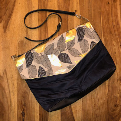 Sac bandoulière - Suédine & Coton imprimé feuilles dorée - Bandoulière simili - Disponible - 45€