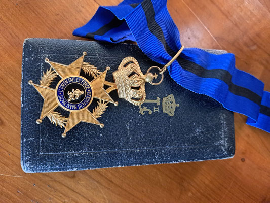  Croix de commandeur de l'ordre de Léopold II