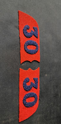 pattes de col 30 éme de ligne