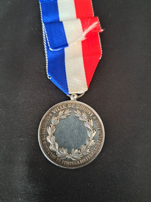 médaille en argent  de pompier concours de pompes à incendie 
