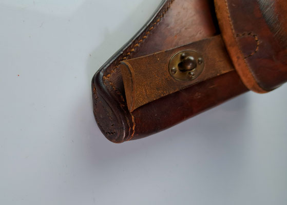 étui pour revolver modèle 1892