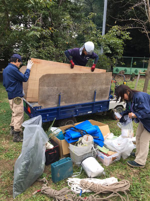 ドングリ後片付け