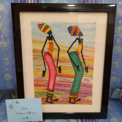 L'Atelier de Couture Nadine GRATACAP. Cadre "Couleurs d'Afrique". Broderie point de croix faite main. 33*27cm. Prix 65€.