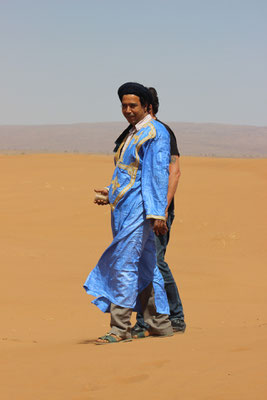 Unser Guide durch die Sahara