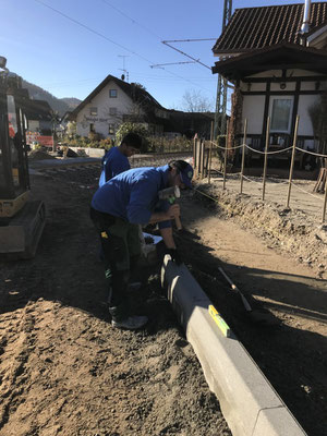 Freiburger Gartenbau Gelsomino - Strassenbau - Pflasterarbeit