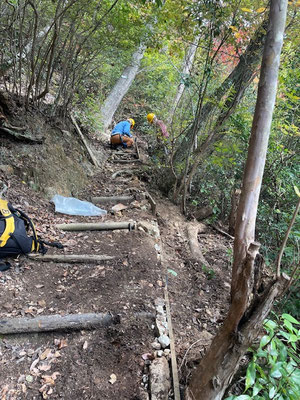 東屋～大峰道の路肩整備