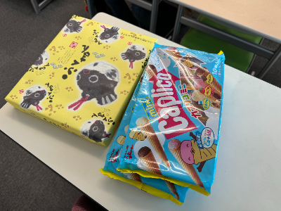 卒塾生の先輩からもらった差し入れ。サンキュー！