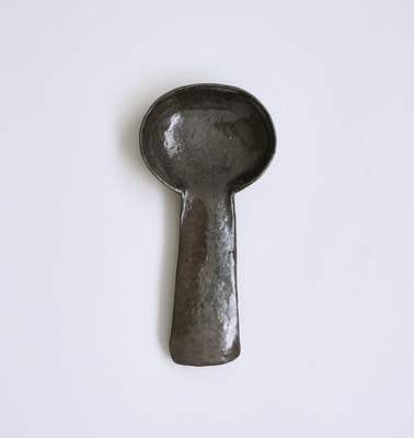 ◯黒　サーバースプーン（長13.5 直径6.7×7 高2cm）