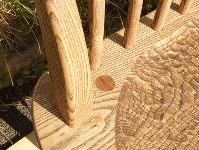 木の特性を生かした家具作り ホーム