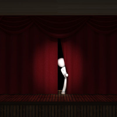Ein weißes Männchen schaut durch einen Bühnenvorhang in den Zuschauerraum