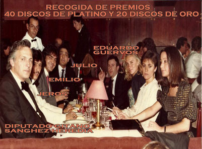 Los Chichos, Eduardo Guervós.  (al fondo)  y el Diputado Juan de Dios  Heredia Raminez 77/86 en la Sala Boheme 1986 celebrando recogida de numerosos premios